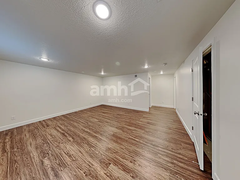 6047 W Arranmore Dr — Photo 18