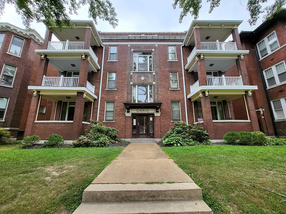 5912 McPherson Ave #2W