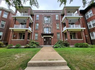 5912 McPherson Ave UNIT 2W, Saint Louis, MO 63112