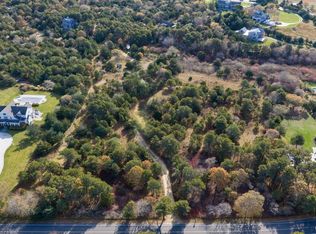 39 Slough Cove Rd, Edgartown, MA 02539