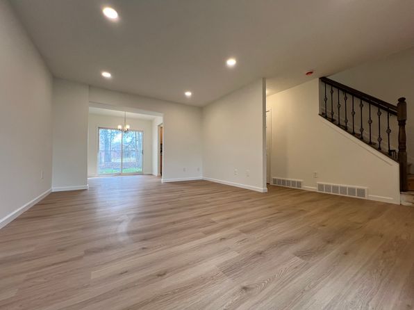 509 Forsythia Ln