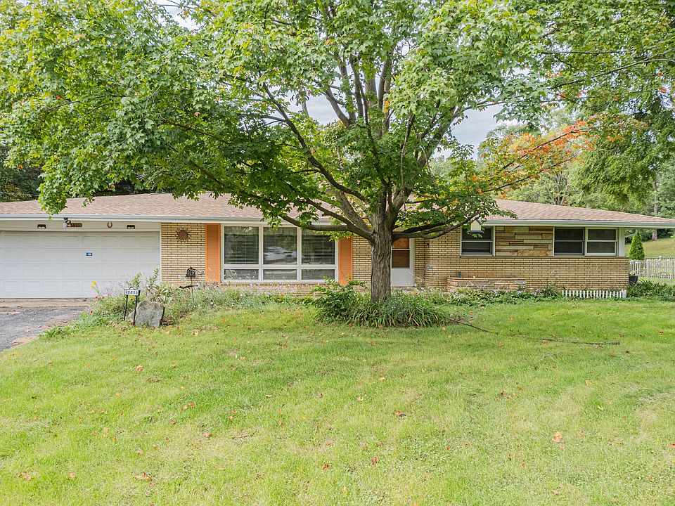1st image of 26815 W Nippersink Rd