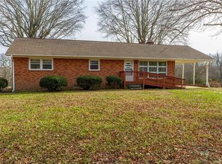 6405 Alamance County Line Rd, Liberty, NC 27298