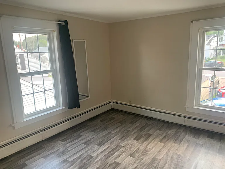 36 Union St — Photo 3