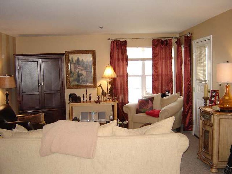 5th image of 35 CORALBERRY Court
