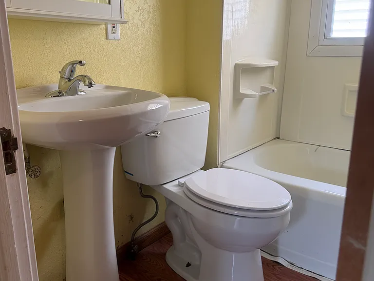 3333 Blackstone Dr — Photo 7