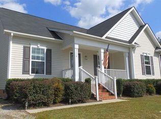 1004 Parkers Ridge Dr, Fuquay Varina, NC 27526