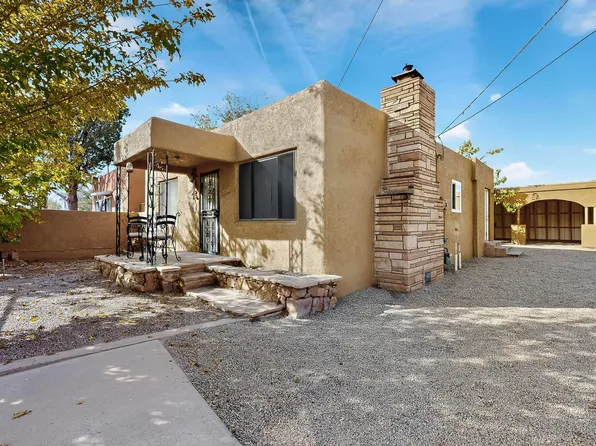 2909 Carlton St NW, Albuquerque, NM 87107