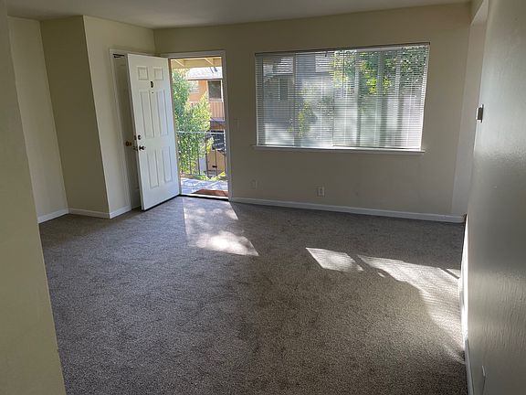 4th image of 5755 Via Monte Dr #4