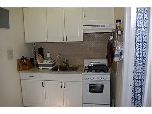 Rented by Douglas Elliman | media 3