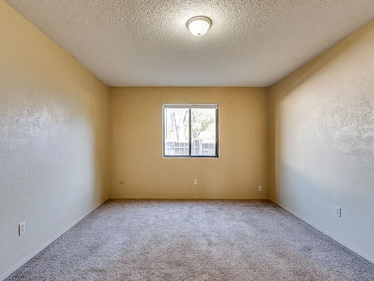 4321 S Handley St — Photo 16