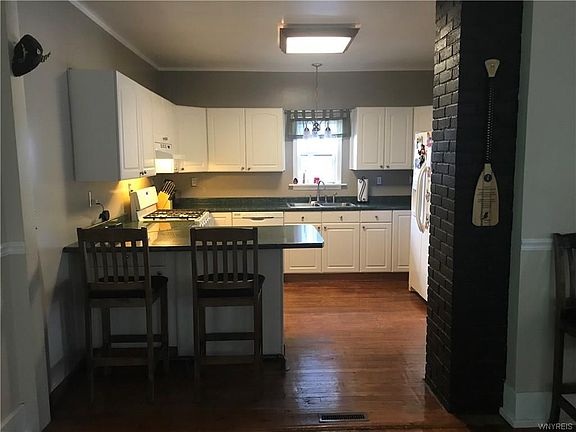 4th image of 78 Whitfield Ave