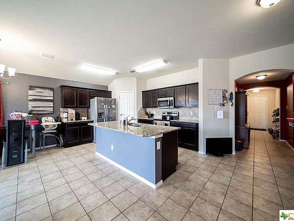 3rd image of 5402 Laustin Ln