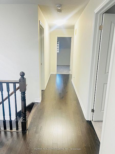 Brampton Townhouse for rent - 3 Bedrooms — photo 13