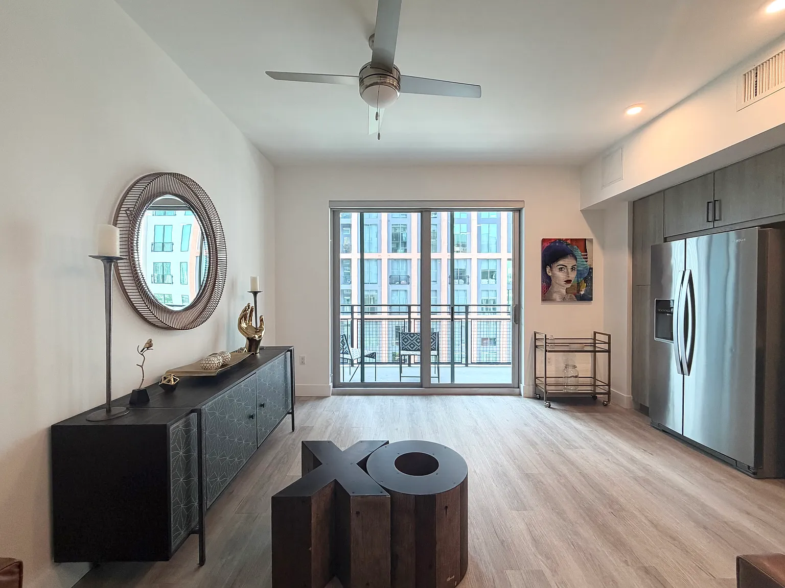 1 bed, 550 sqft, $1,970 — Photo 3