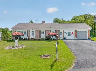 224 Waugh Dr, Galax, VA 24333