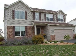 811 Hampton Ln, Yorkville, IL 60560
