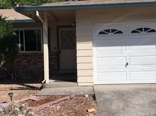 123 Lark Center Dr, Santa Rosa, CA 95403