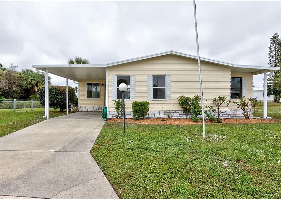 1st image of 207 Cobia Ct
