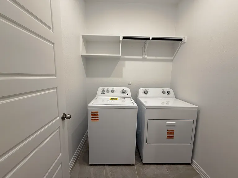 4108 Tarlton Rd — Photo 31
