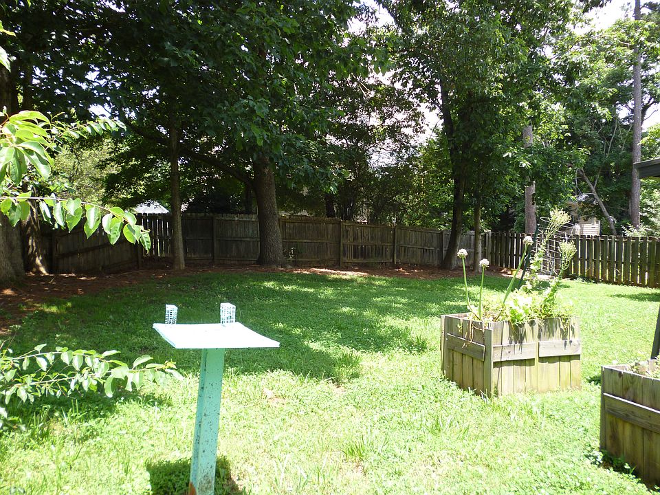 2nd image of 4880 Evergreen Valley Way