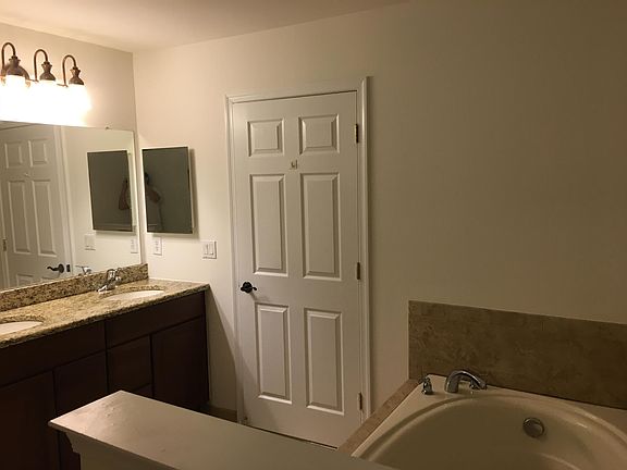 Master Bath with Tub