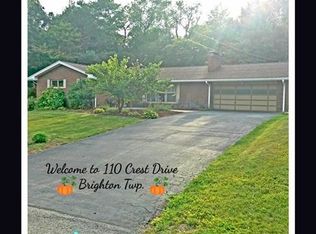 110 Crest Dr, Beaver, PA