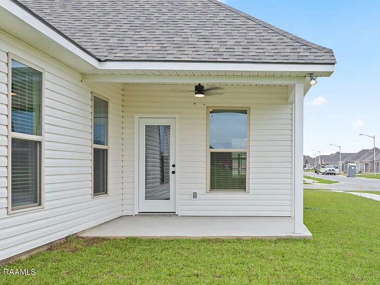 101 Bexley Ct — Photo 19
