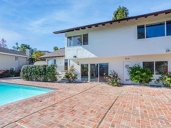 3rd image of 4544 Totana Dr