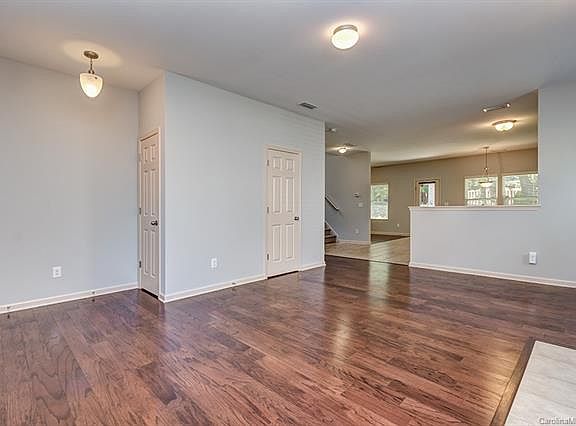 5th image of 8509 Lustre Rd