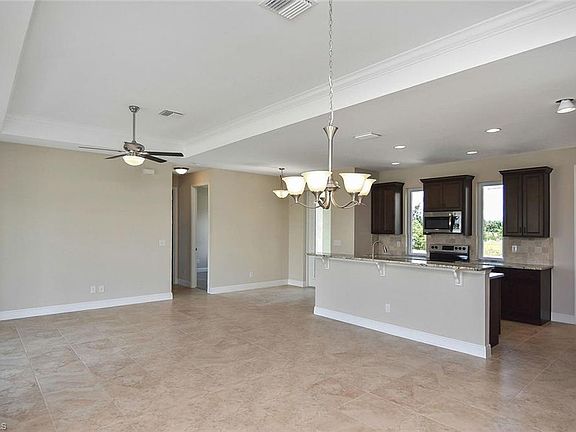 4th image of 2344 NW 38th Ave