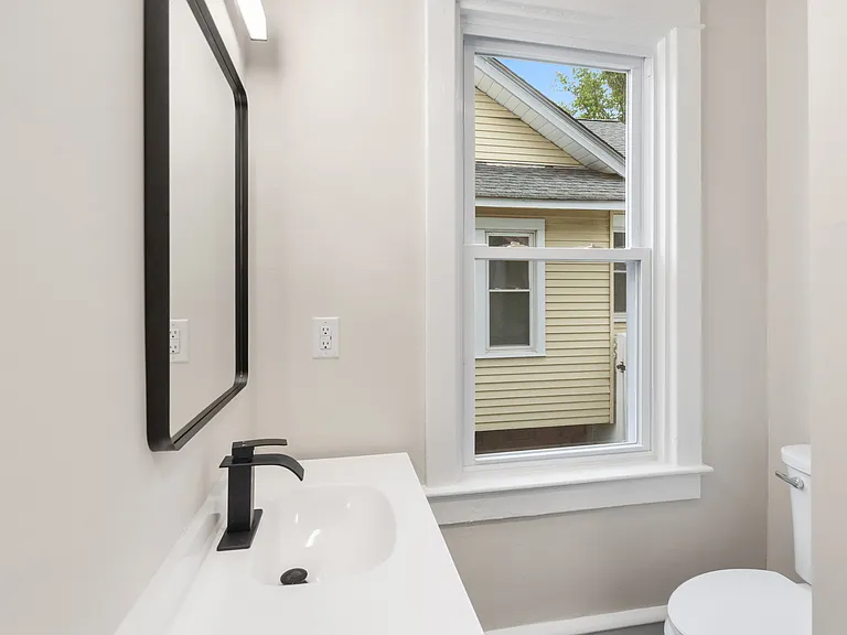 1638 Lexington Ave — Photo 19