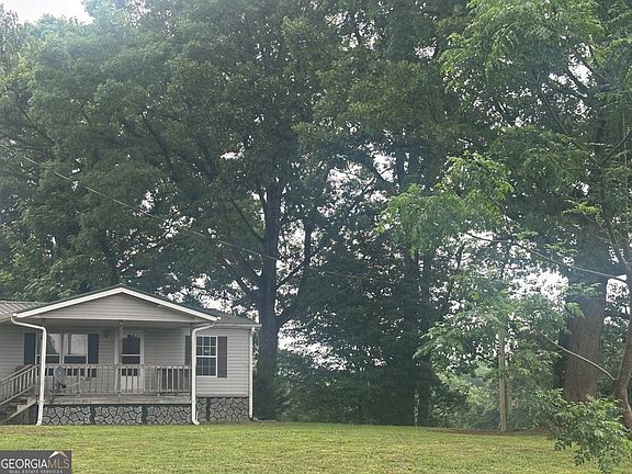 5th image of 749 Chambers Rd
