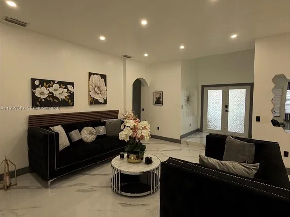 1860 SE 18th Ter, Homestead, FL 33035