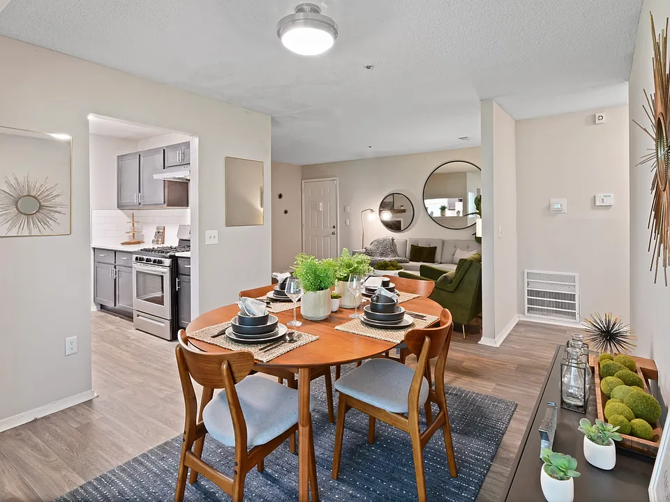 300 Riverside Apartments
