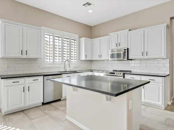 6435 S BLAKE Court, Gilbert, AZ 85298