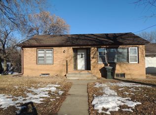 1905 W 14th St, Sioux City, IA 51103