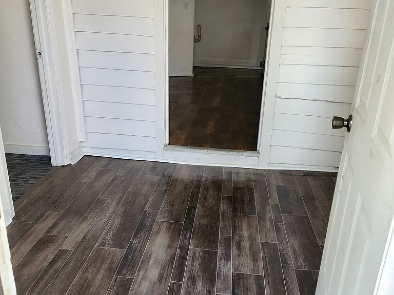 1220 Garfield Ave #1 — Photo 6