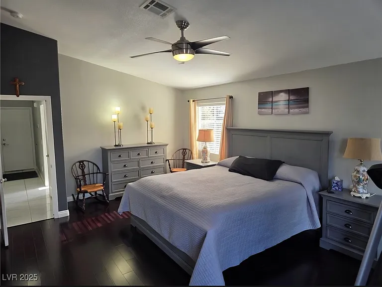 7136 Overhill Ave — Photo 13