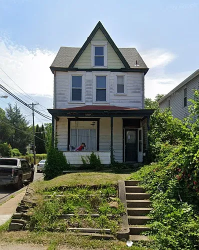 1101 Fairdale St Photo 1