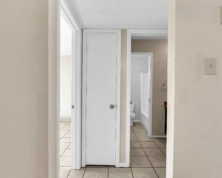 Unit Photo