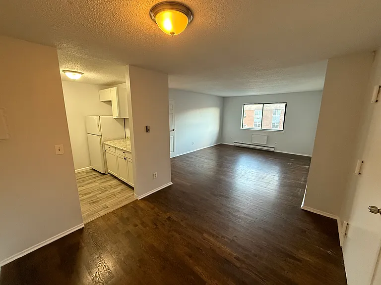 24 Coleman St #2K — Photo 1