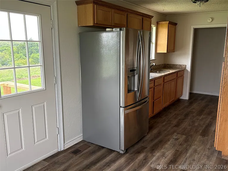 613 Sunshine Rd — Photo 8