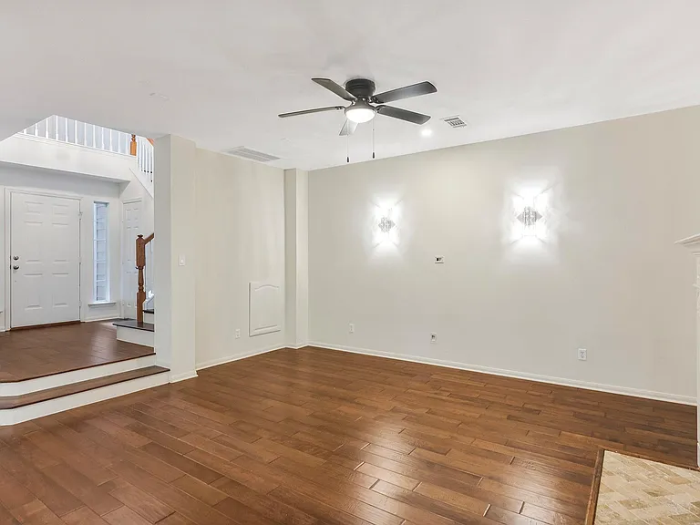 76 Piper Trce — Photo 18