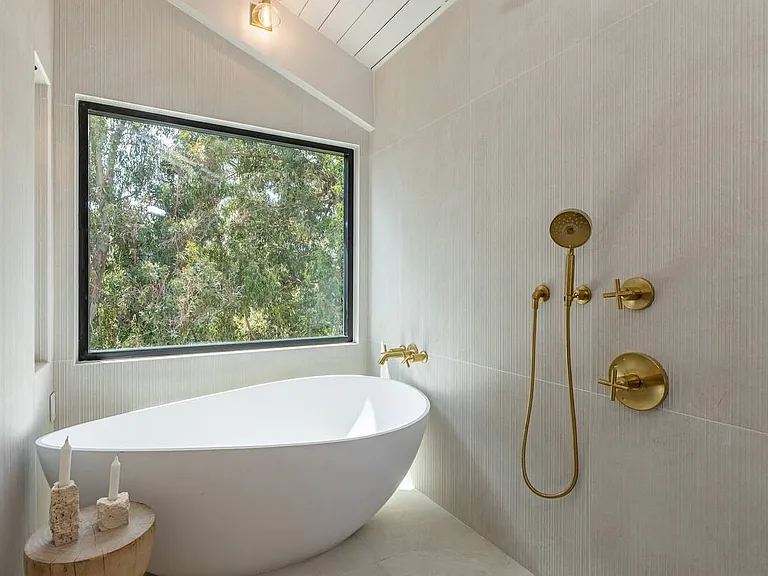 3525 Coast View Dr — Photo 68