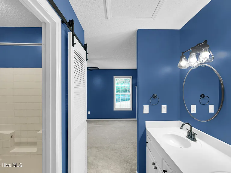 123 Luke Ct — Photo 13