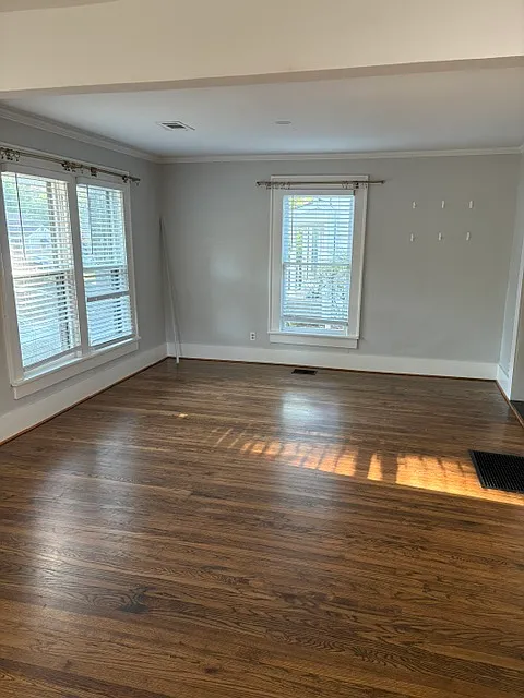 3 bed, 1260 sqft, $1,900 — Photo 4
