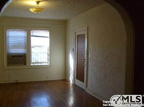 2nd image of 603 W Summit Ave APT 4
