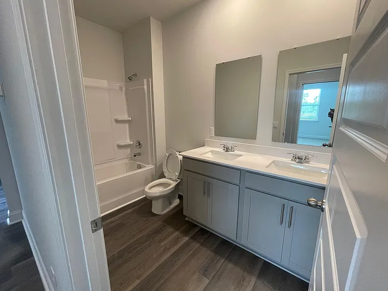 559 Logging Hill Dr — Photo 10