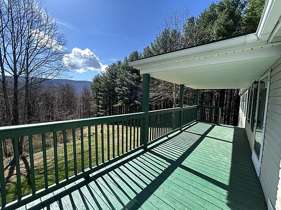 4th image of 102 Beverly Hills Dr